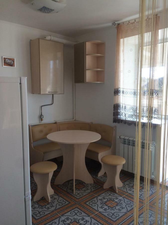 Studio Apartment In Center Poltava Exterior foto